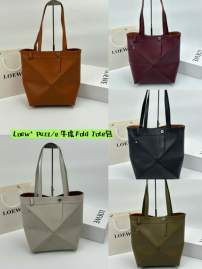 Picture of Loewe Handbags _SKUfw239908654fw